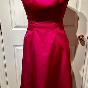 Elegant Pink Sleeveless Dress